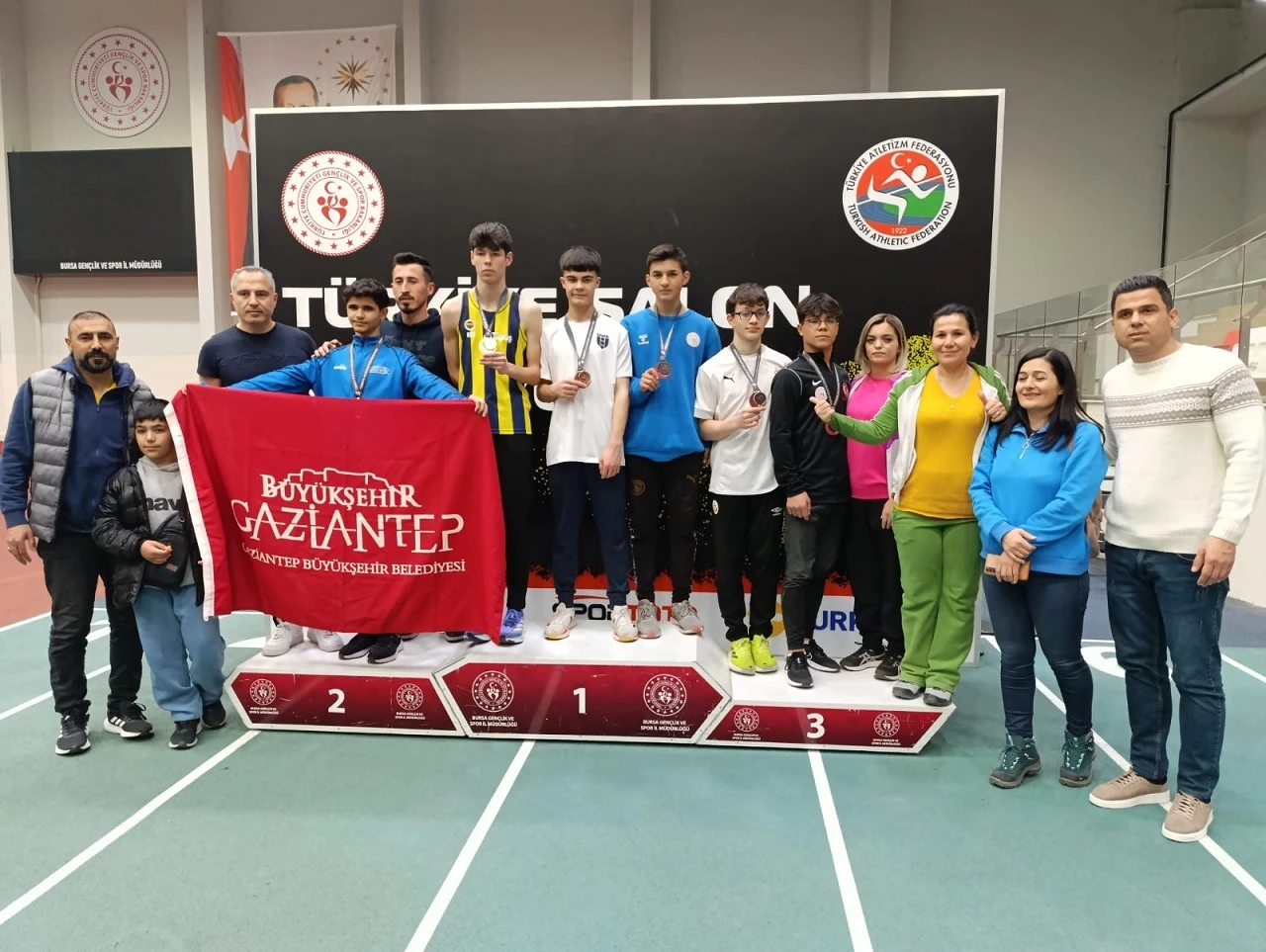 Sivaslı Atletler Başarılarıyla Gururlandırdı
