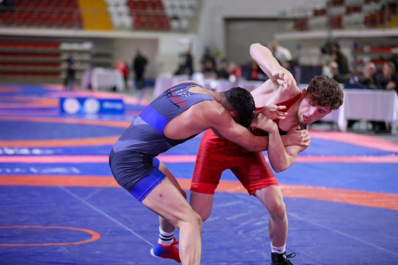 Türkiye Güreş Şampiyonası Sivas'ta Başladı