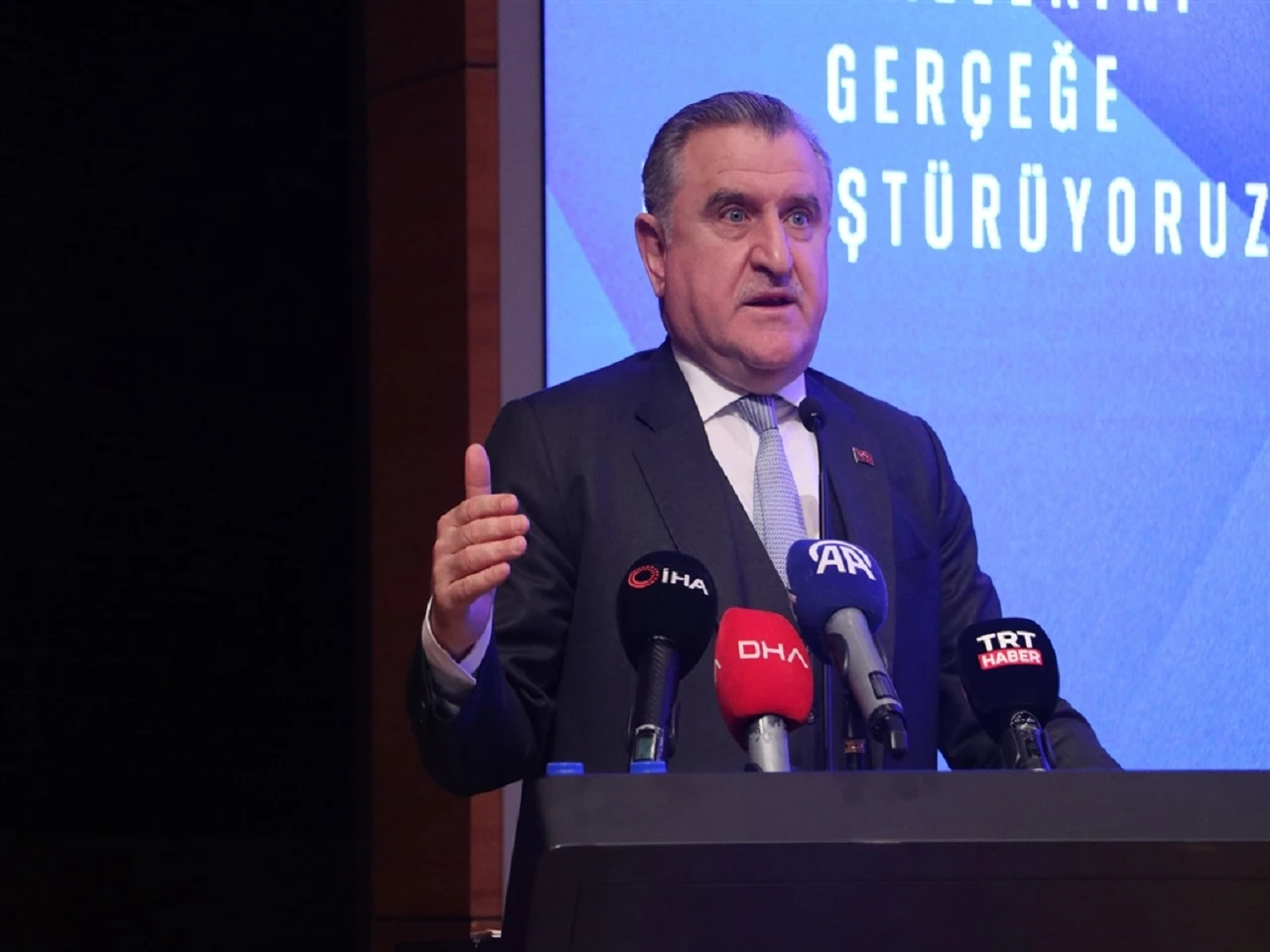 701 Projeye, 41 Milyon 441 Pin 657 TL Bütçe Tahsil Edildi