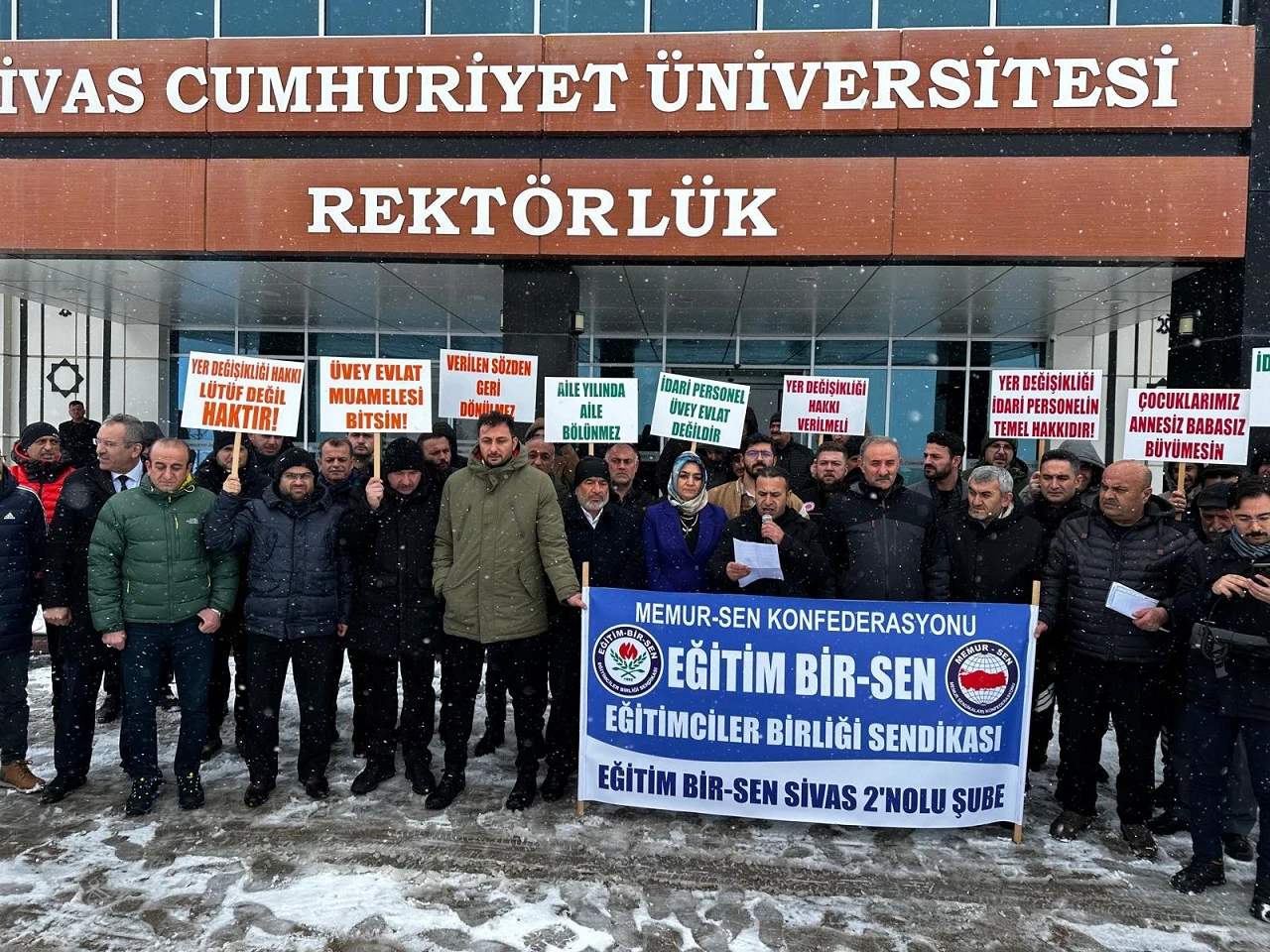 Sivas'ta Çalışanlara Tayin Hakkı İsteği