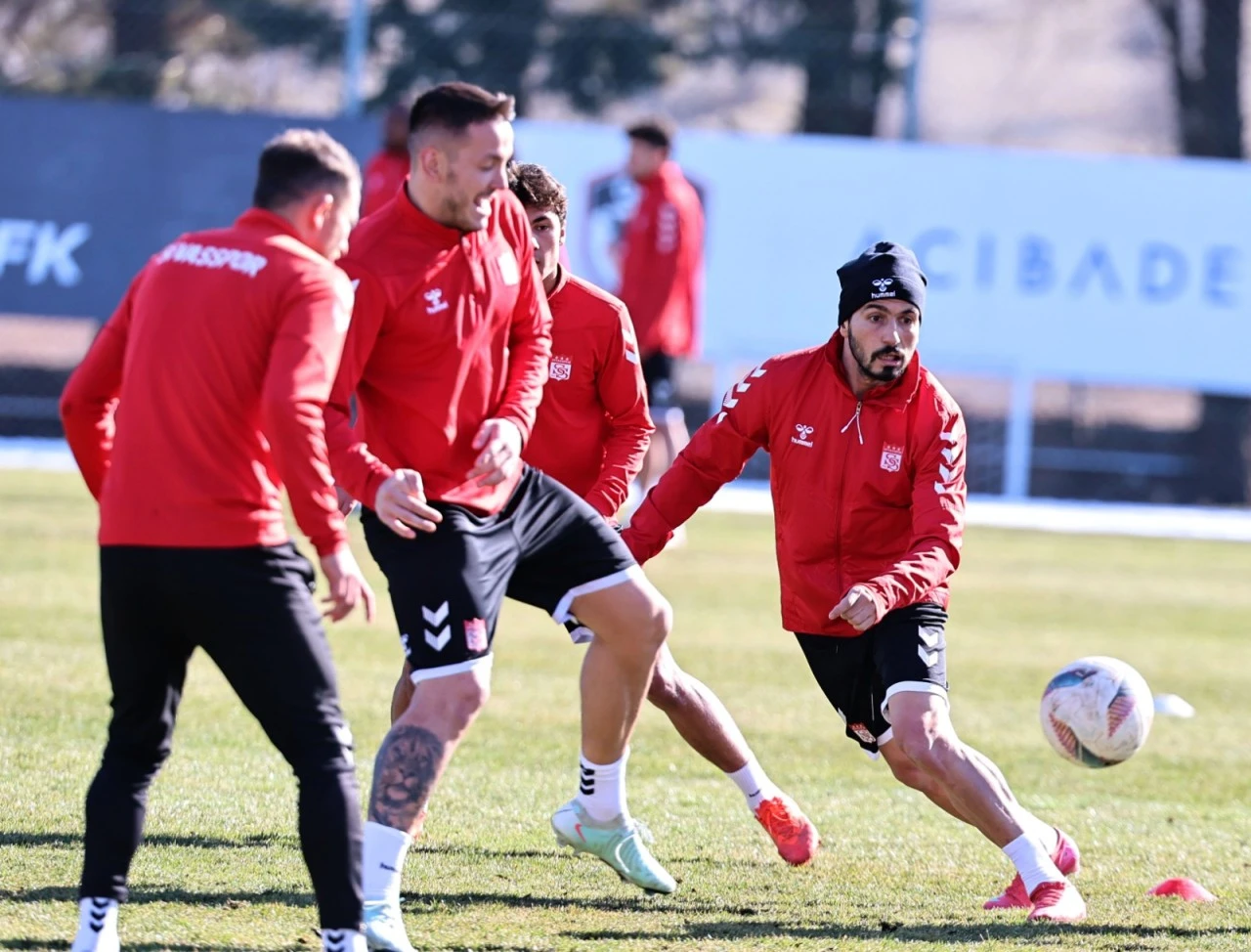 Sivasspor, Gaziantep Maçının Taktiğini Çalıştı