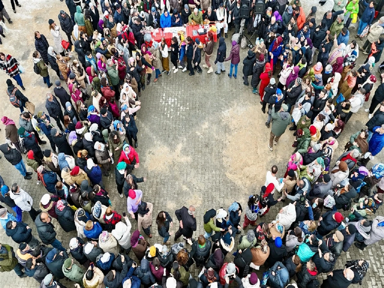 Hızır Cemi’nde Barış ve Kardeşlik Mesaji