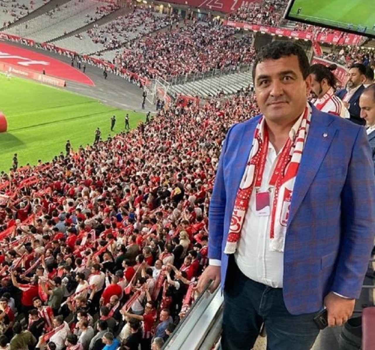Sivaslı Vekil Sivasspor’un Yanında!