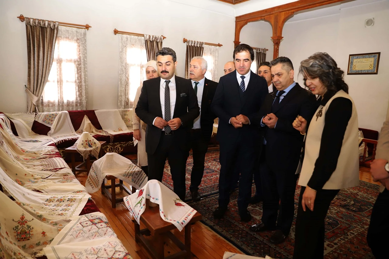 Sivas’ta El Emeği Eserler Sergilendi