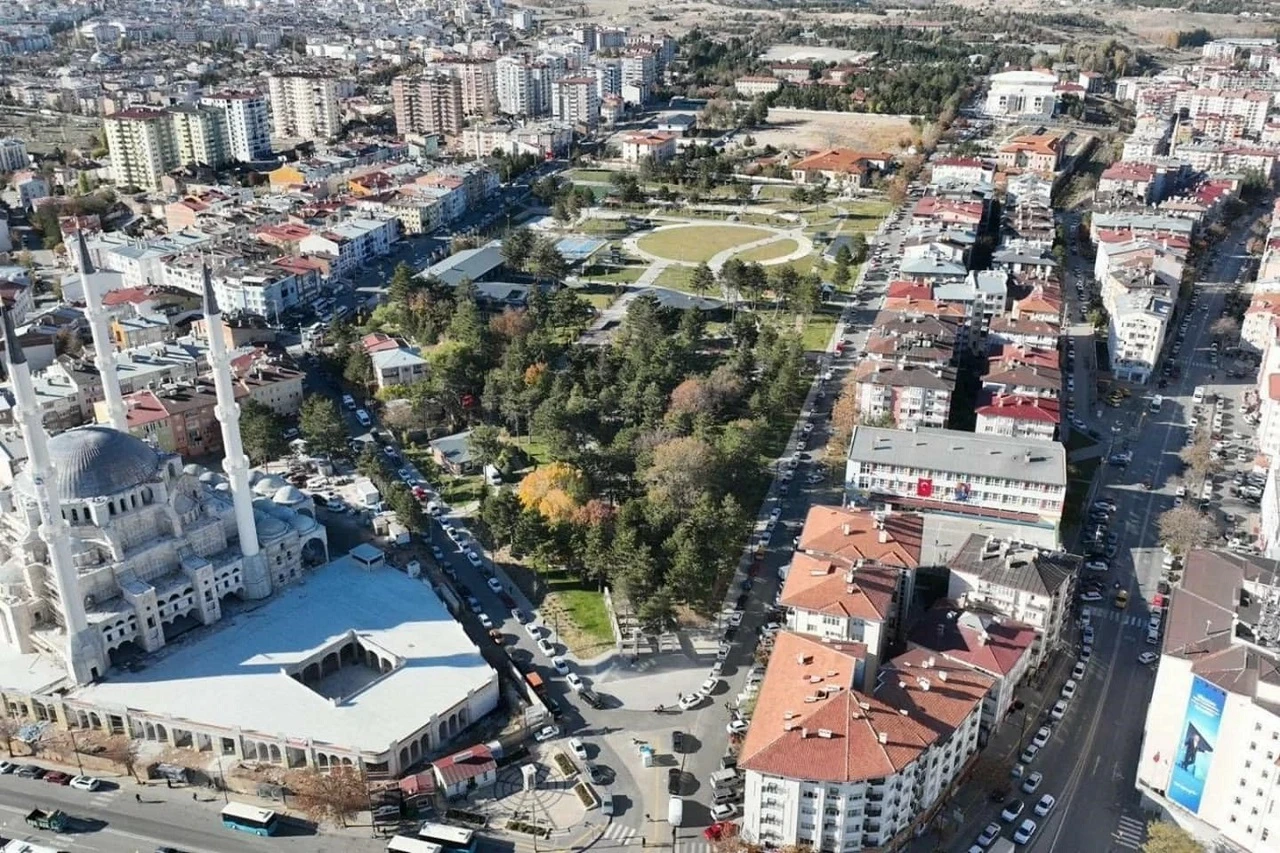 Sivas'ta İlçelerin Nüfusu Adeta Eridi   