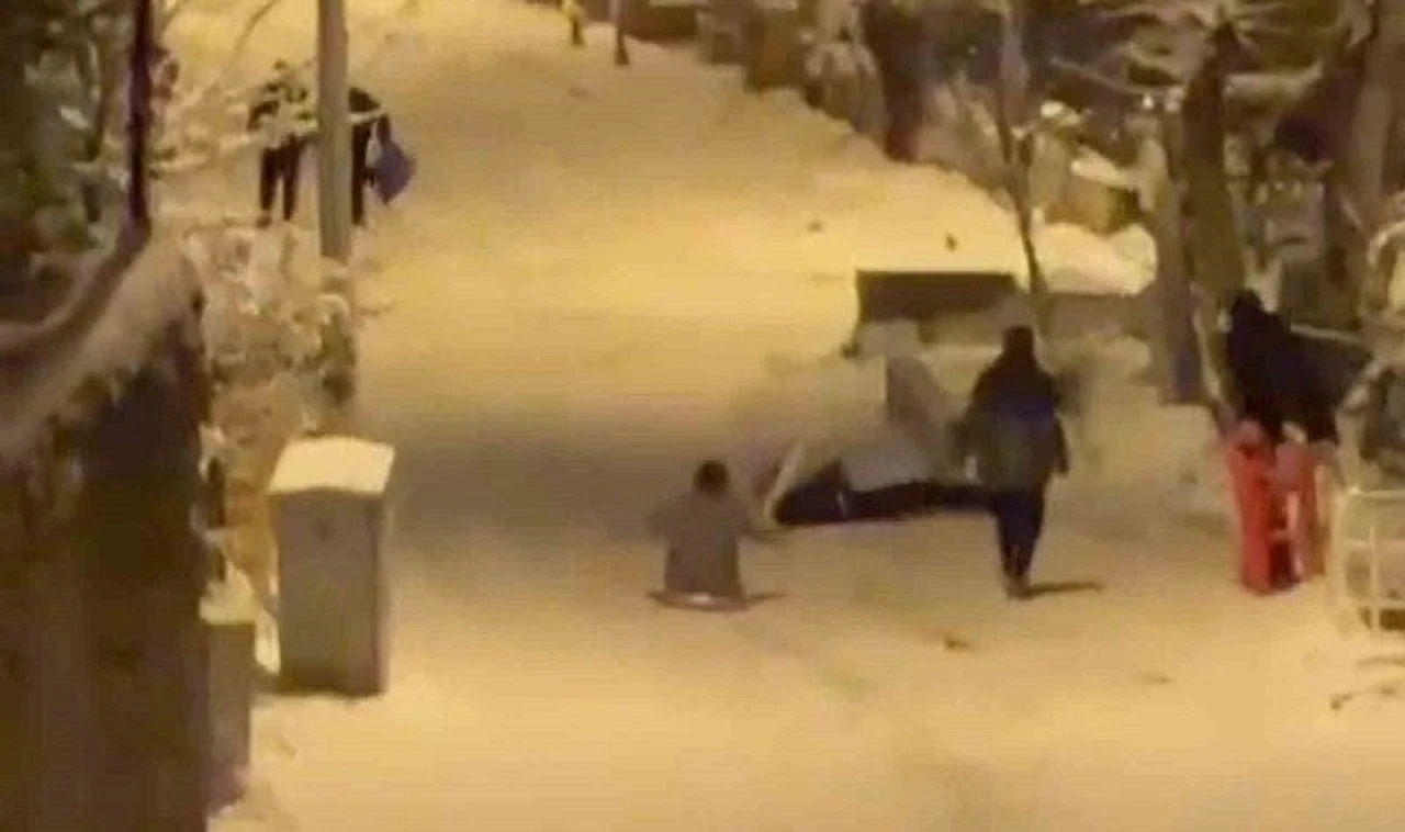 Karda kayak keyfi hastanede bitti, ağır yaralı