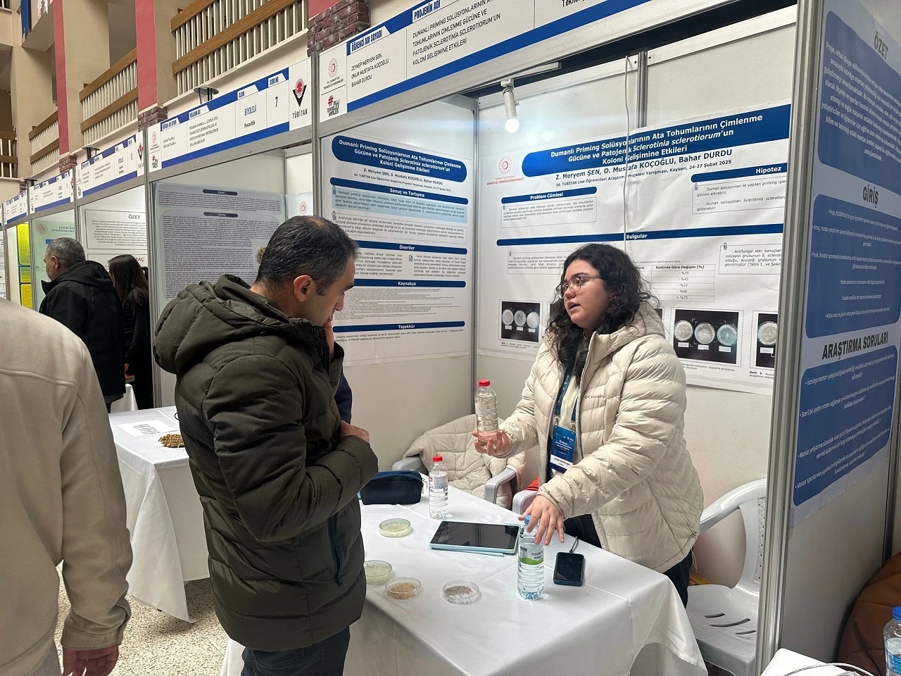 Sivaslı Liseliler Projede Yarışacak   