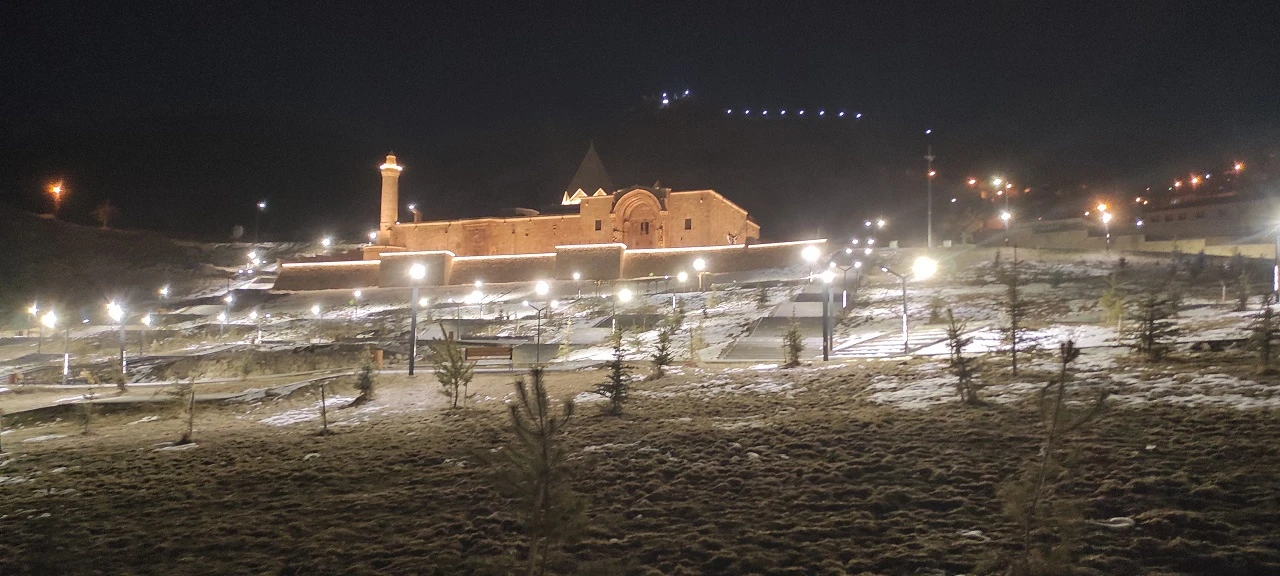 Anadolu'nun El Hamrası'nda 10 Yıl Sonra İlk Teravih   