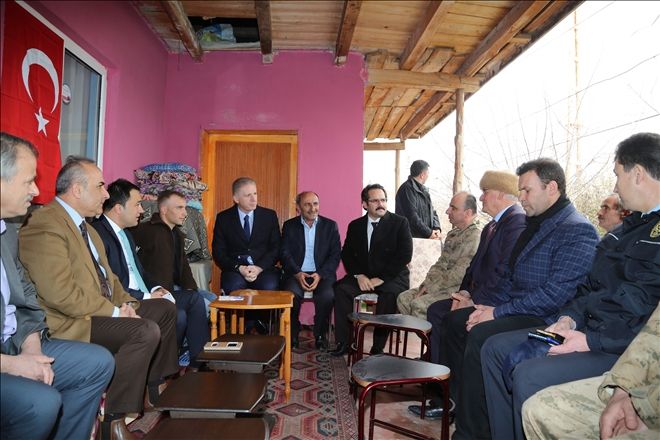 ?GAZİLERİMİZ DE  BAŞ TACIMIZDIR?