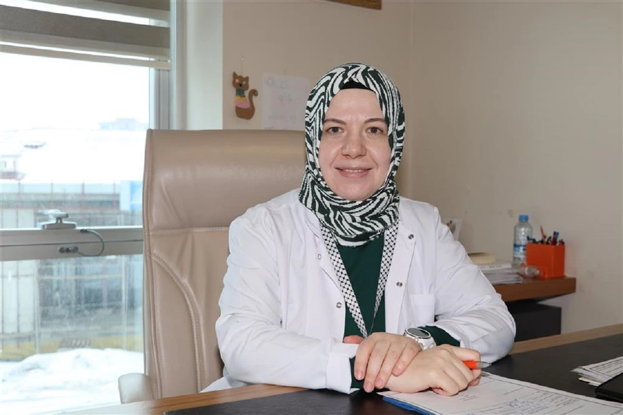 Uzmanı Sivas'ta Açıkladı! Bebeğin Sağlığı İçin Ten Teması Önemli