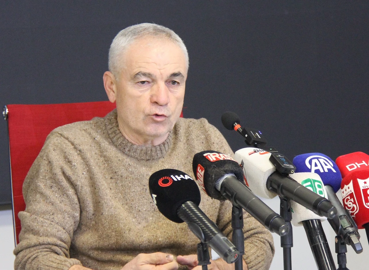 Rıza Çalımbay’dan İlk Açıklama: "Kaosun İçerisinden Çıkacağız''