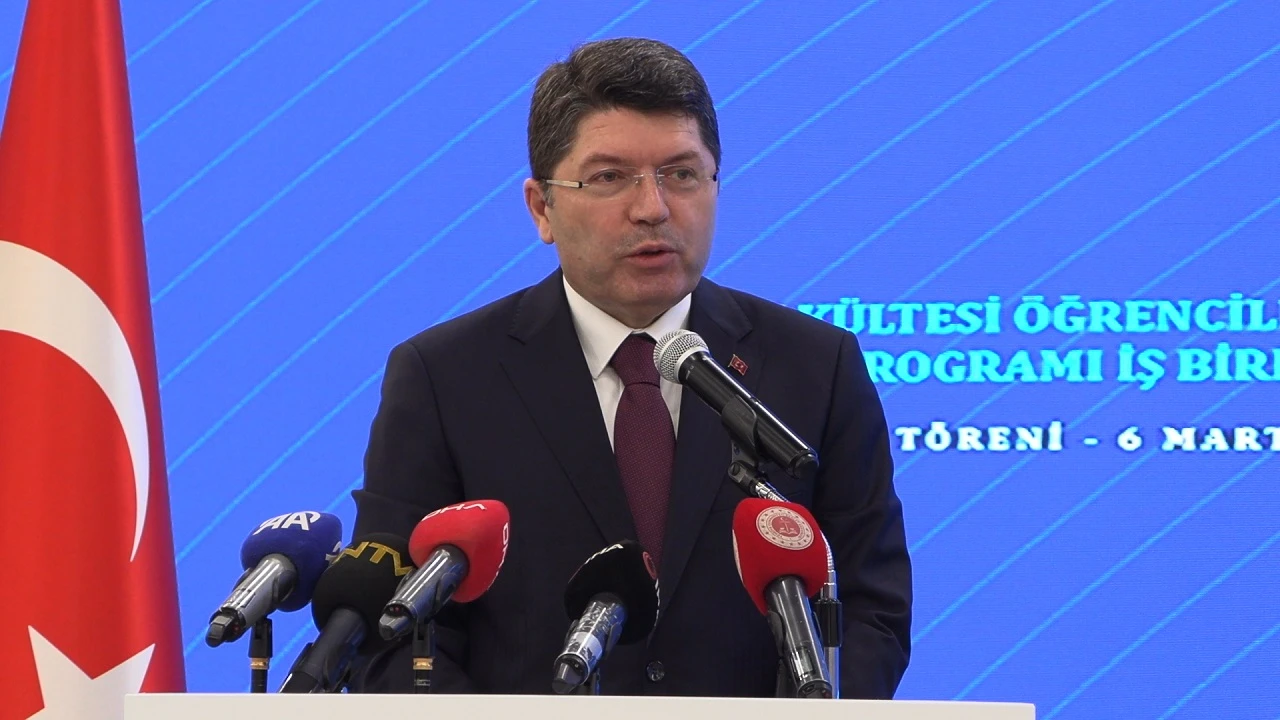 Hukuk Fakültesi Mezunlarına Noter Yardımcılığı İmkanı