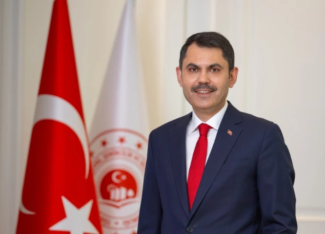 Bakan Kurum’dan Depremzedelere Ziyaret