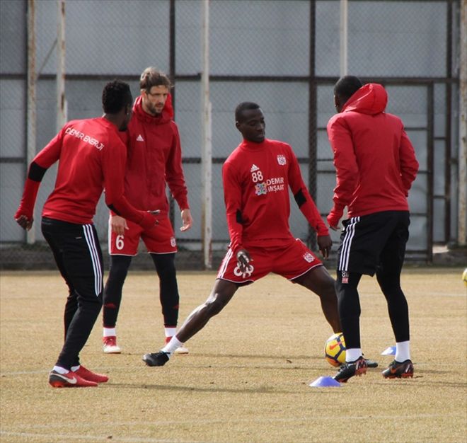 BURSA MESAİSİ SÜRÜYOR