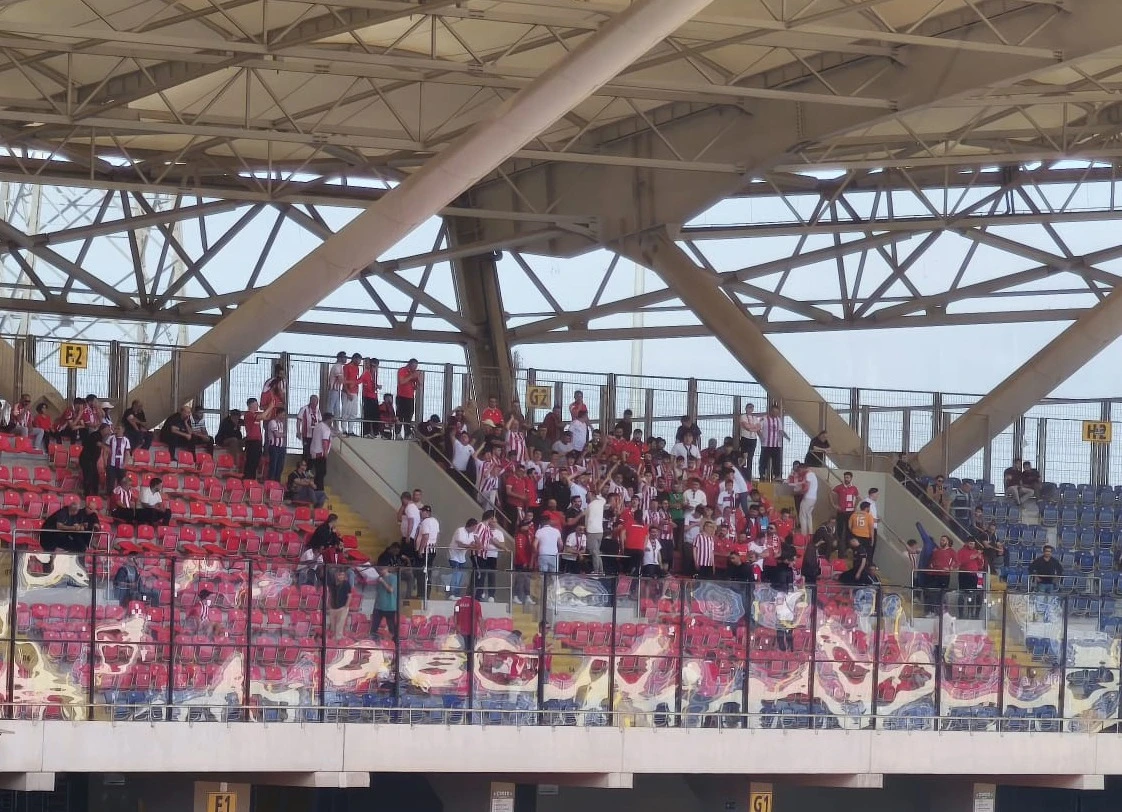 Sivasspor Taraftarı Mersin'de