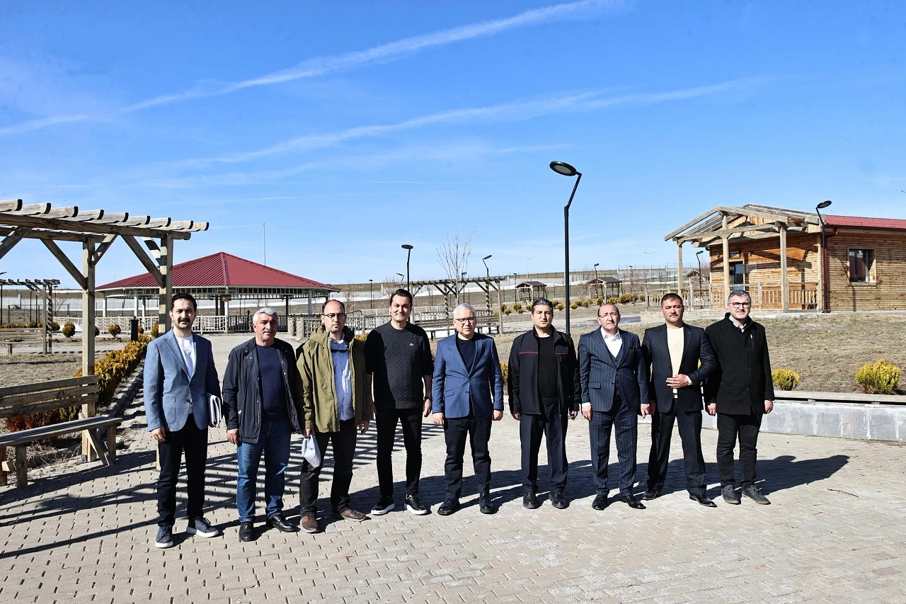Sivas'ta Sokak Hayvanı Sorununa Çözüm