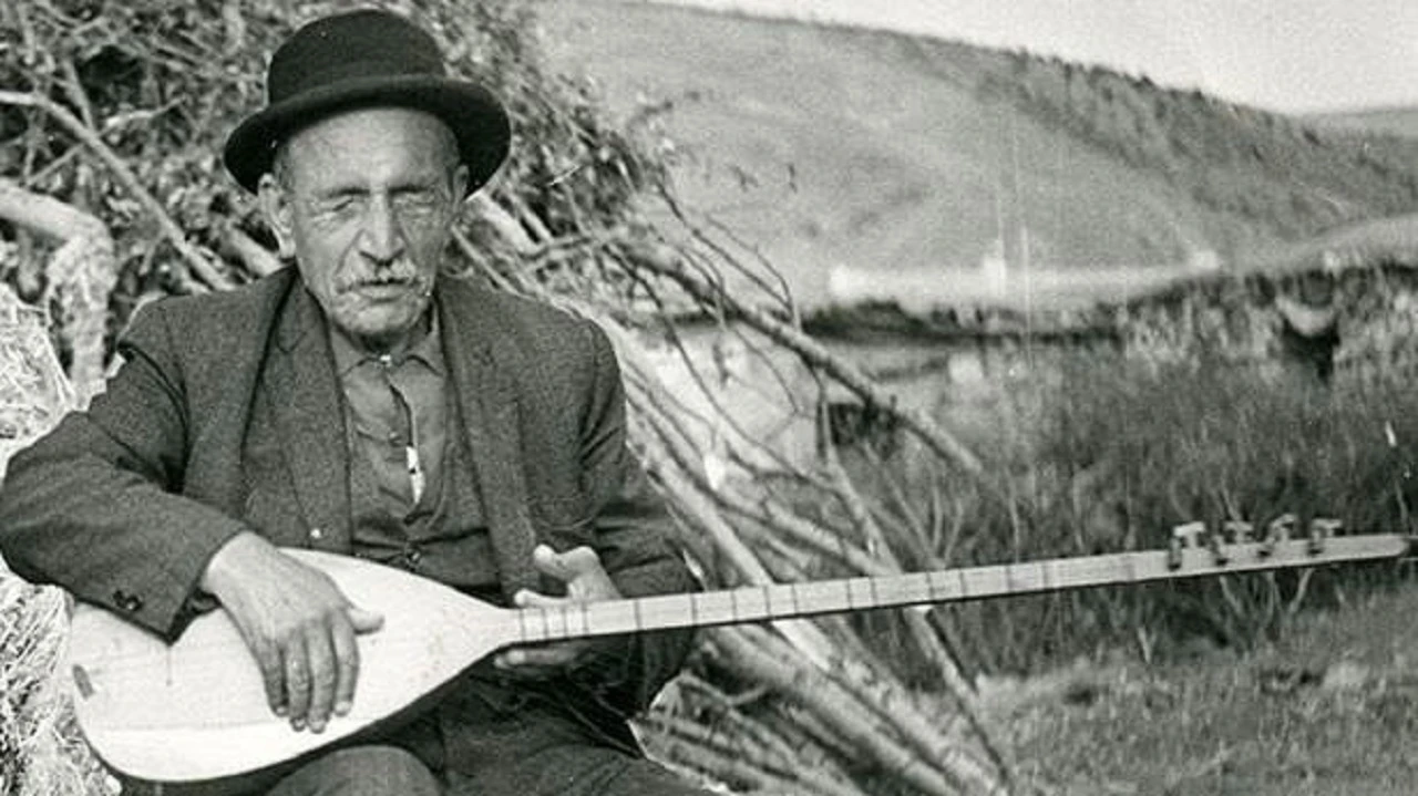 Aşık Veysel Sivas'ta Türkülerle Anılacak