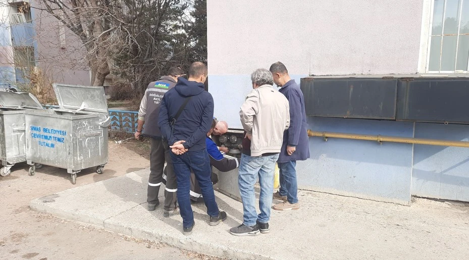 Sivas'ta Gaz Kaçağı Paniğe Neden Oldu