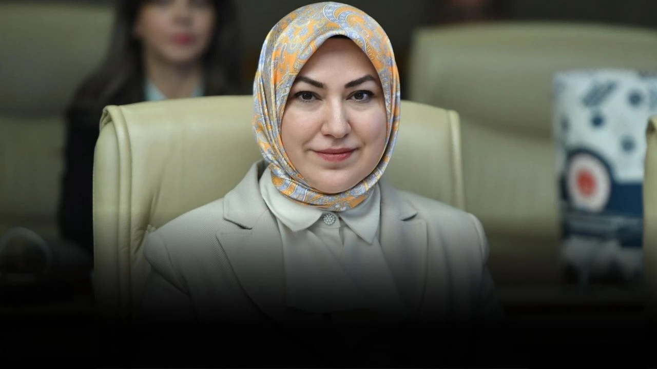 Vekil Toy Şatıroğlu'nu Meclis Kürsüsünde Andı