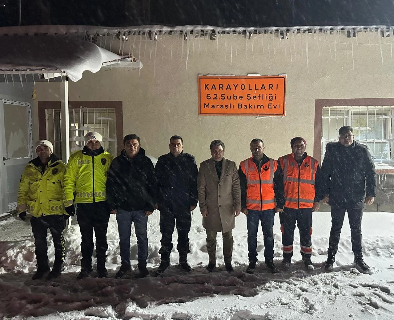 Sivas'ta Karla Mücadele Gece Boyu Sürdü