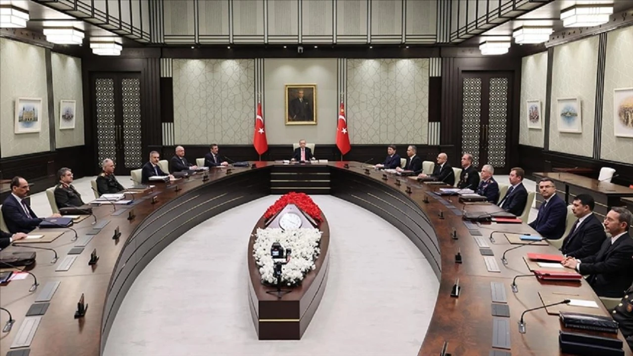 MGK'den Sert Bildiri