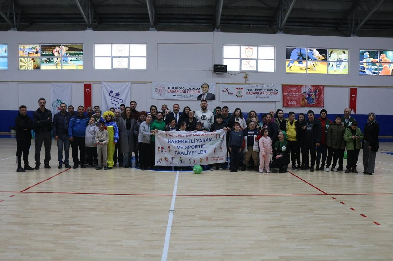 Down Sendromlu Çocuklara Spor Aktivitesi