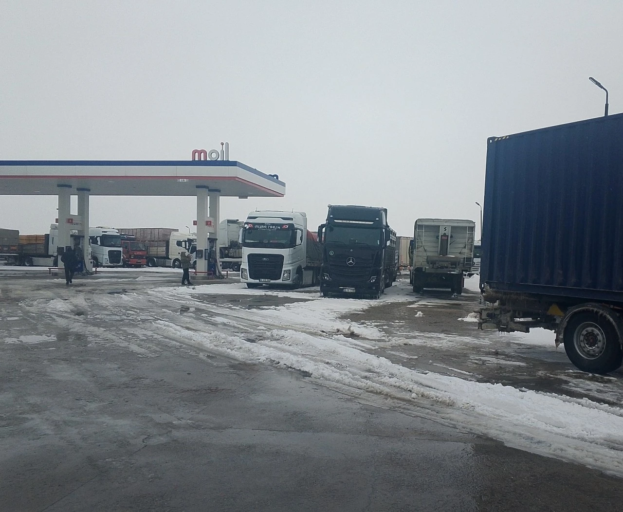 Sivas'ta Kar Yağışı Ulaşımı Aksattı