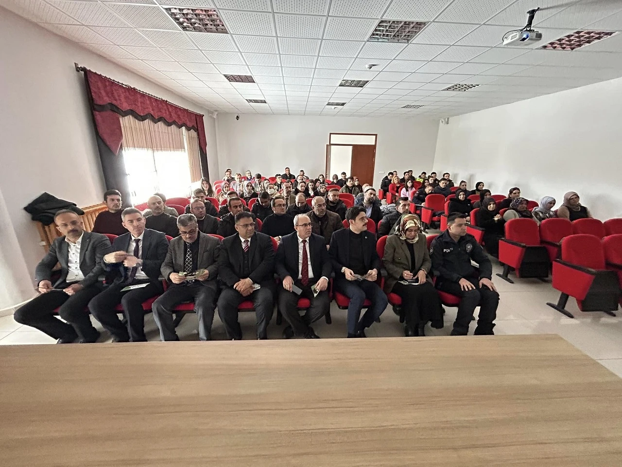 Sivas'ta Anne Temalı Narkotik Eğitimi