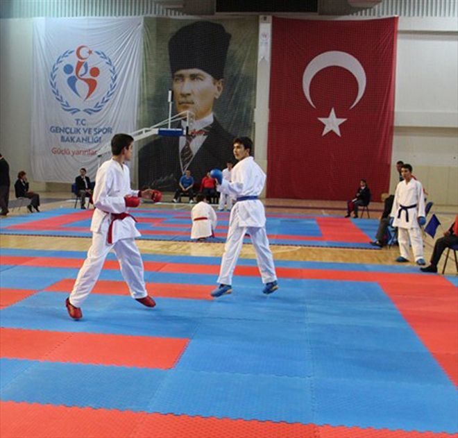 ARTVİN´DE SİVAS´I TEMSİL ETTİLER