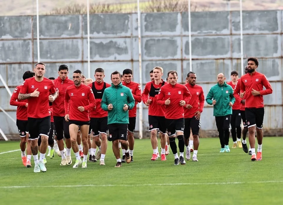 Sivasspor Hazırlıklarını Sürdürüyor