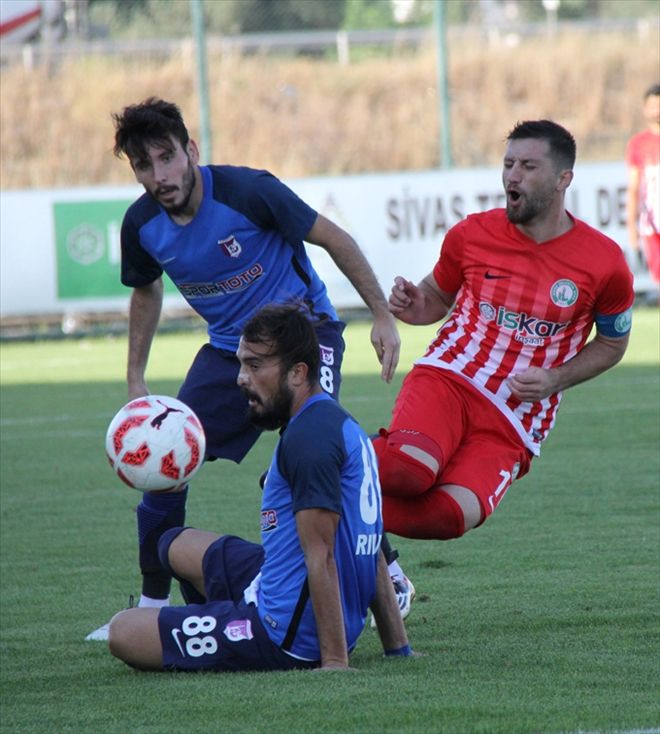 SİVASLILARIN KADRO DIŞILIKLARI SÜRÜYOR