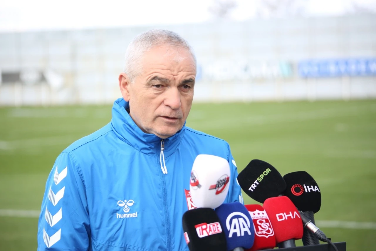 Çalımbay'dan Fenerbahçe Maçı Açıklaması:" Bizim İçin Önemli Değil''