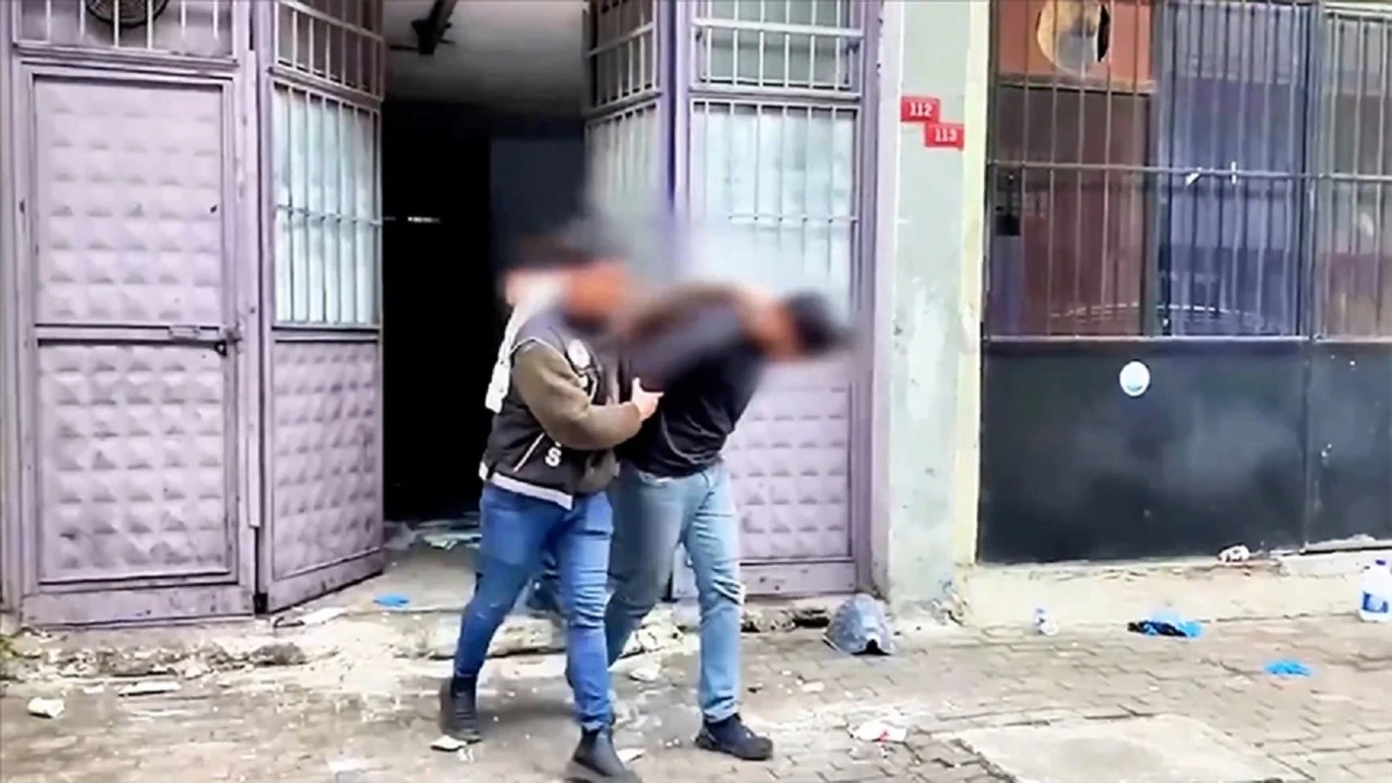 Uyuşturucu operasyonlarında 6 şüpheli yakalandı