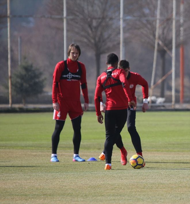 RYBALKA VE DYAKOV FORMAYI UNUTTU