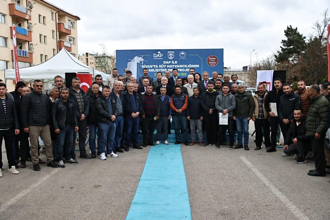 Sivas’ta Üreticilere Süt Soğutma Tankı