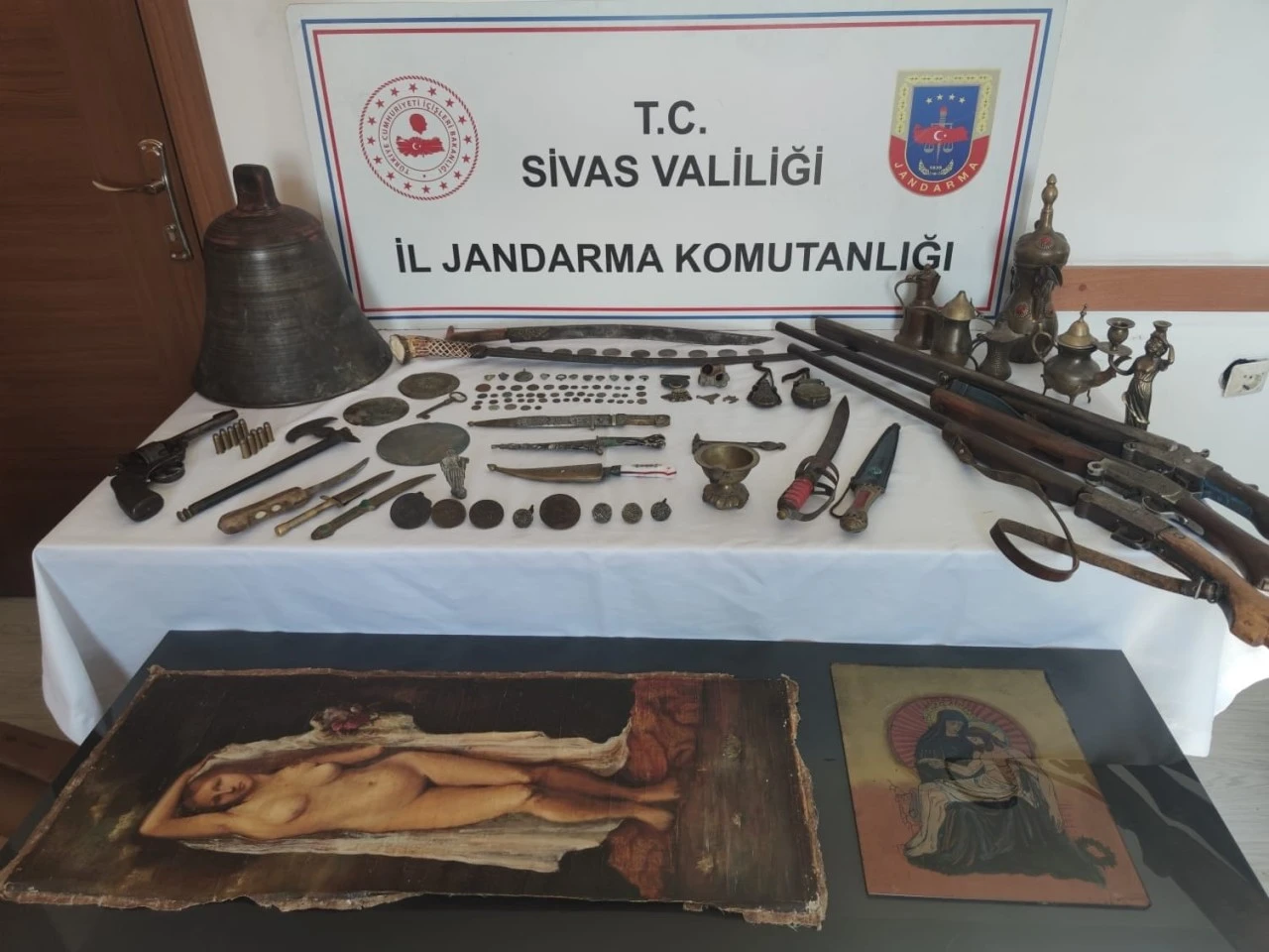 Kaçakçılar Sivas Jandarmasından Kaçamadı