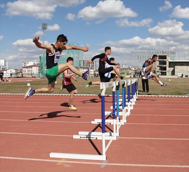 SPOR LİSESİ ERKEKLERDE FİNALLERDE