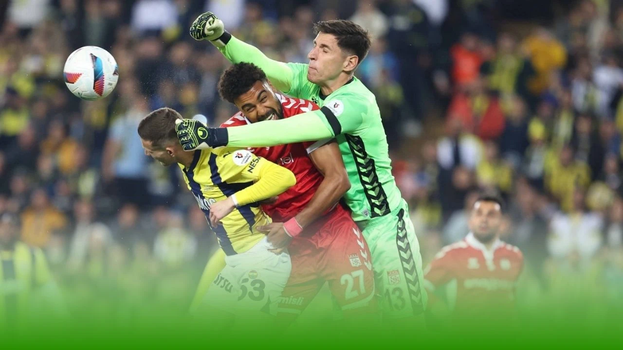Sivasspor-Fenerbahçe Maçları Gollü Geçiyor