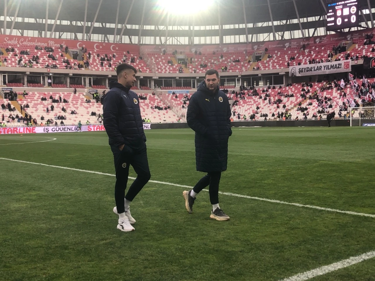 Fenerbahçeliler Zemini İnceledi