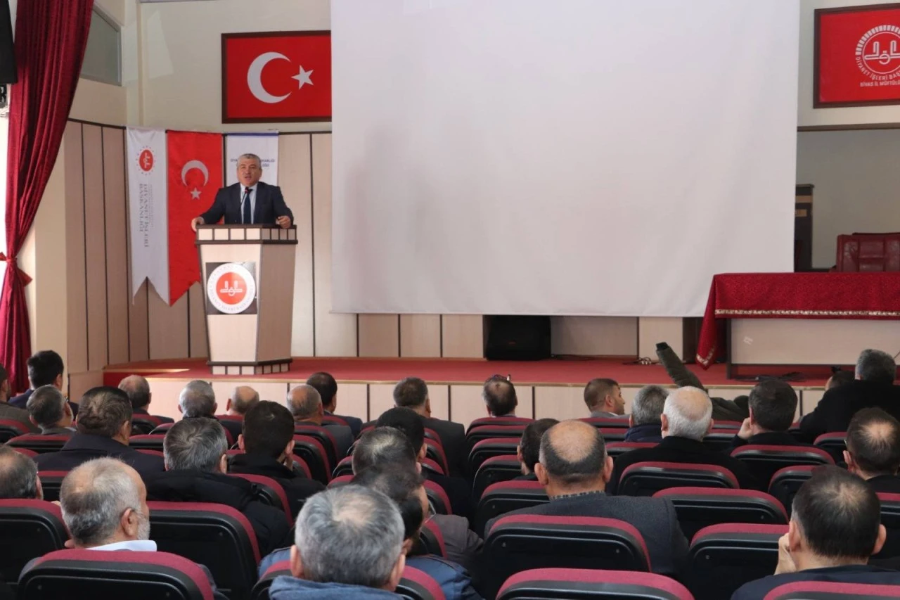 Sivas’ta Din Görevlilerini Bilgilendirildi