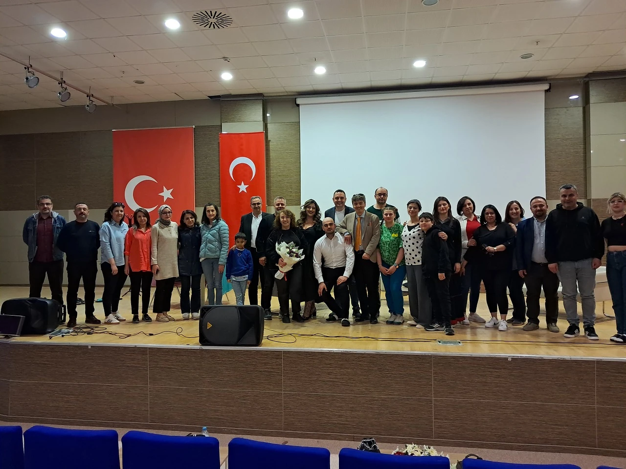 "Yalancının Mumu" oyunu Şarkışla'da sahnelendi