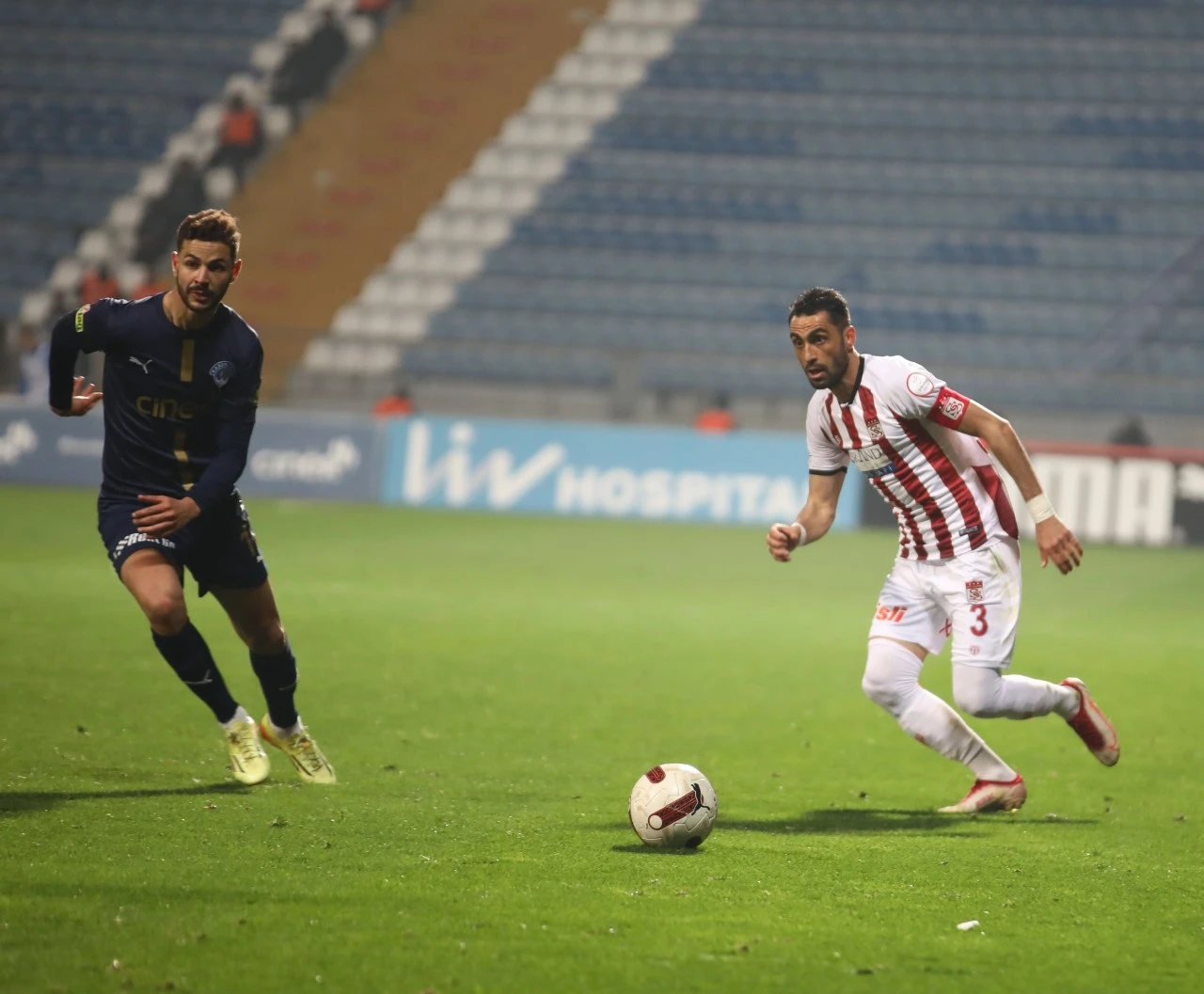 Kasımpaşa - Sivasspor Maçının VAR'ı Jeroen Manschot   