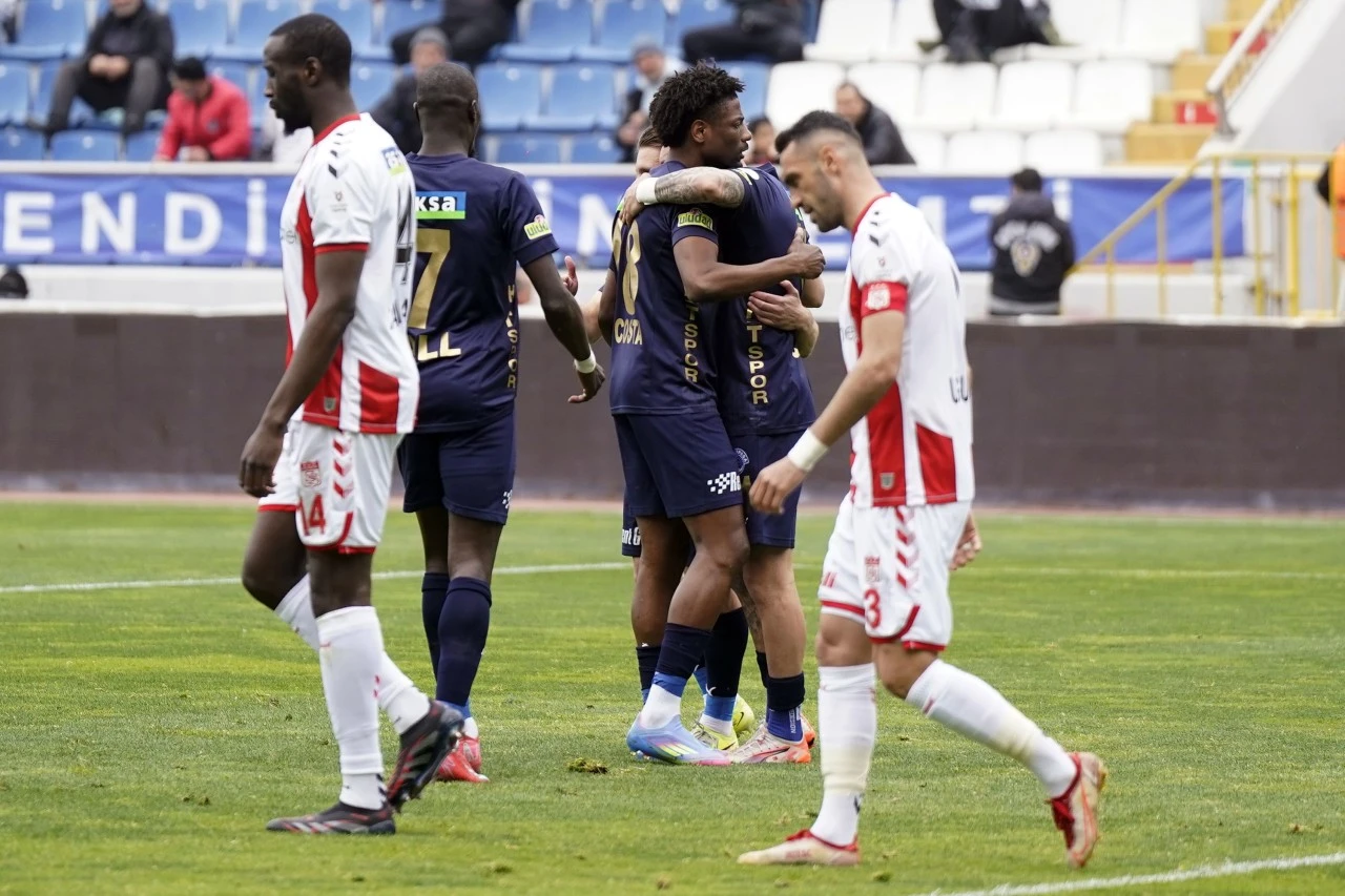 Sivasspor Kasımpaşa'ya 3-1 Yenildi