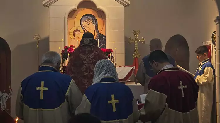 Türkiye'nin tek Ermeni mahallesinde Paskalya ayini