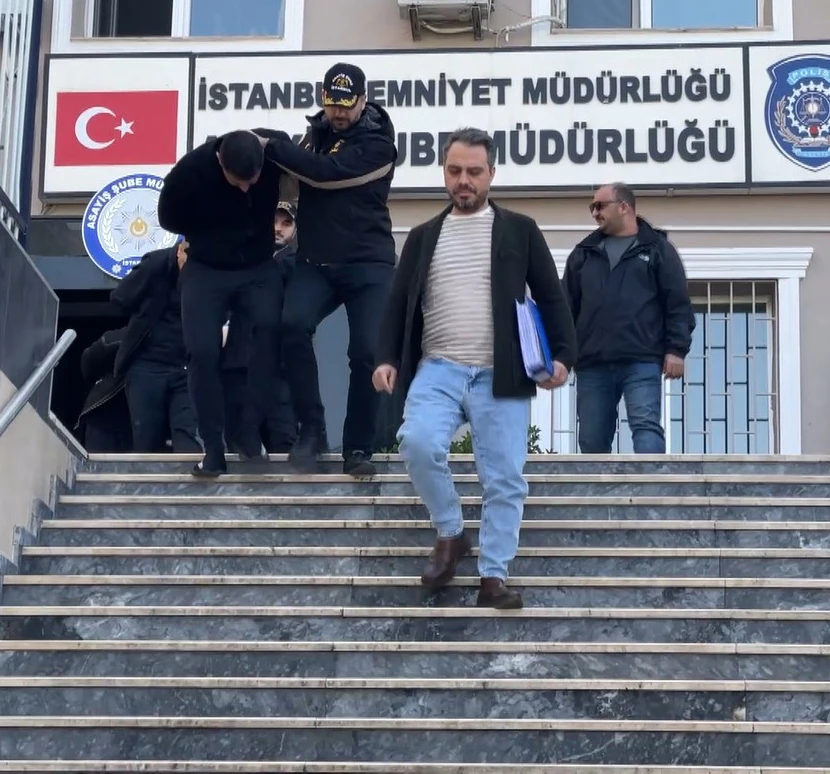 Uluslararası dolandırıcılık şebekesi üyeleri adliyeye sevk edildi