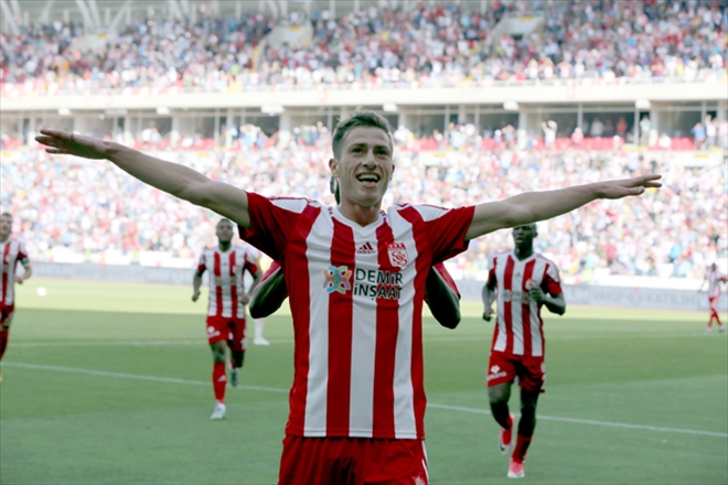 GÖRÜNMEZ KAHRAMAN ARSLAN