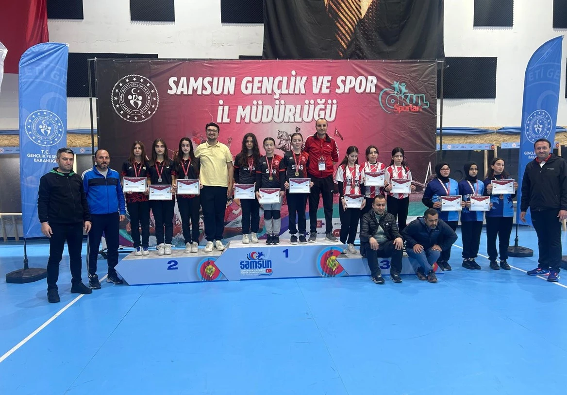 Sivaslı Gençler Türkiye Finaline Yükseldi
