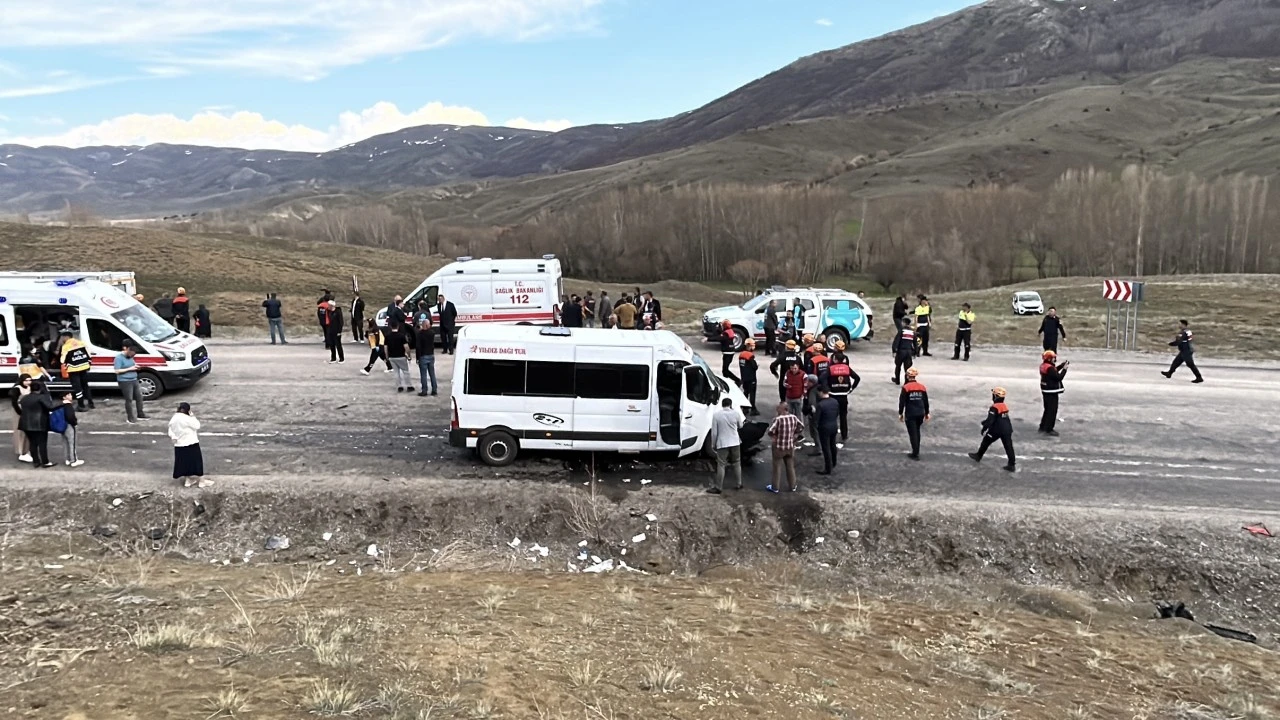 Sivas'taki Kazada Ölü Sayısı Yükseldi