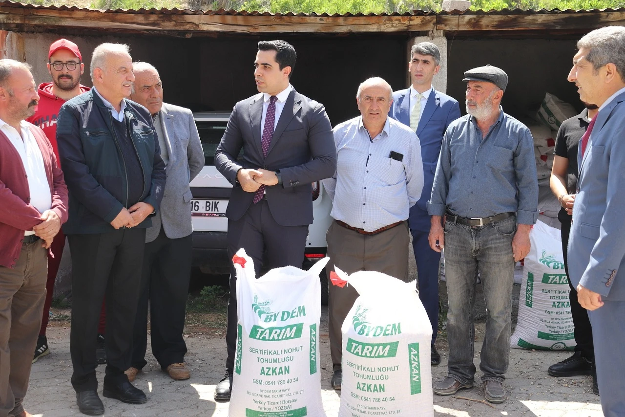 Sivas'ta  Çiftçiye Destek