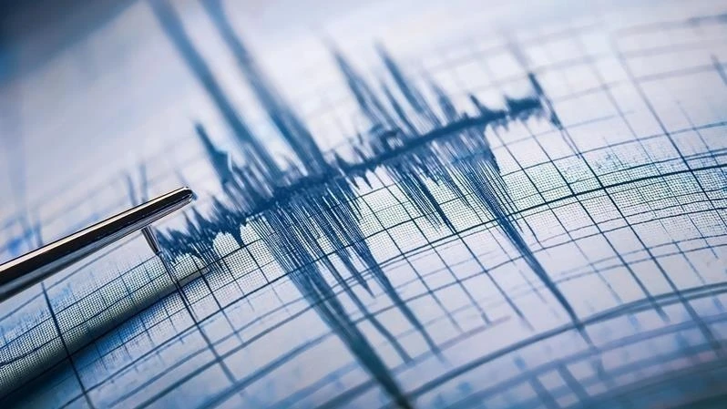 Son Dakika: İstanbul'da 6.2  Büyüklüğünde Deprem!